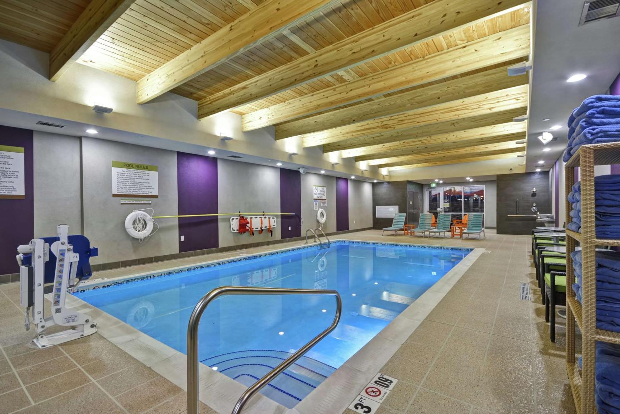 Home2 Suites By Hilton Stow Akron Εξωτερικό φωτογραφία